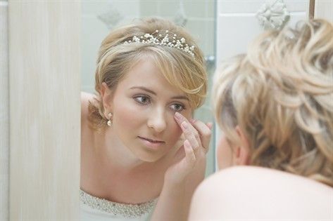 <b>למה לא עשיתי איפור ניסיון? (צילום: shutterstock)</b>
