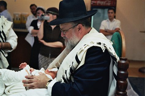 <b>מה הכי טוב לתינוק? (צילום: נעמן קם)</b>